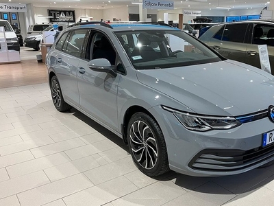 Volkswagen GolfSportscombi 1,5 eTSI 130 DSG7 Påställd bil 2023, Kombi