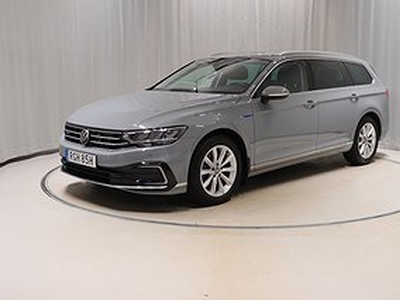 Volkswagen Passat GTE 218hk Dragkrok Kamera Carplay Navi LED