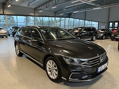 Volkswagen Passat Variant GTE Laddhybrid D-Värmare GPS Euro6