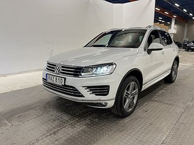 Volkswagen Touareg 4M 262hk R-Line Pano Luft Värm 360° Drag