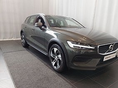 Volvo V60 Cross Country B4 AWD D Adv Navi, Drag