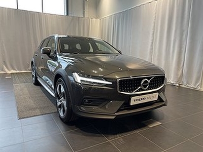 Volvo V60 Cross Country B4 AWD D Adv Navi, Drag