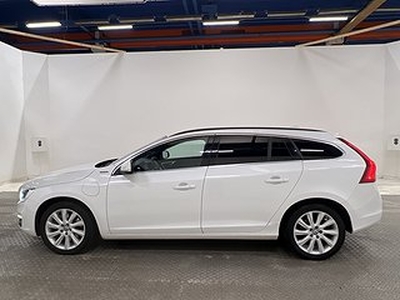 Volvo V60 D5 Plug-in AWD 231hk Classic Momentum Dragkrok