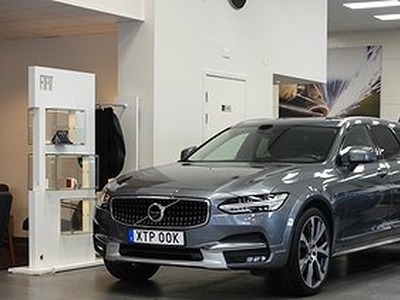 Volvo V90 Cross Country D4 Momentum Helläder / H/K® / Pano