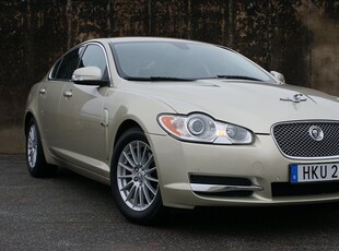 Jaguar XF 2.7 V6 207hk|Navi|Dragkrok|Rattvärme|Keyless|