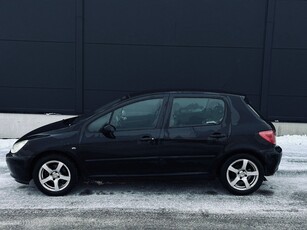 Peugeot 307 136hk 5-dörrar Halvkombi Skinn