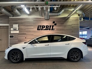 Tesla Model 3 Standard Range Plus | Panorama | 9400mil