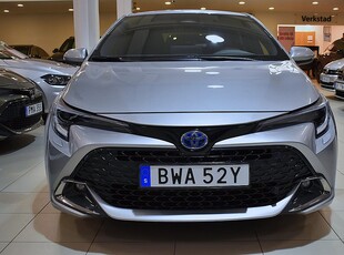 Toyota Corolla Hybrid 5D Style Plus M/K-Värm Nyservad Moms