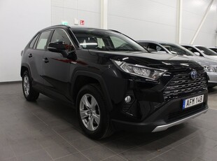 Toyota RAV4 Hybrid AWD-i E-CVT Active Navi Kam Drag CarPlay