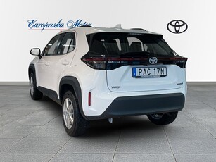 Toyota Yaris Cross 1,5 HYBRID ACTIVE V-HJUL BACKKAMERA MOMS