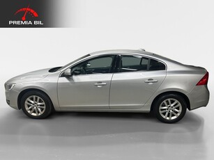 Volvo S60 T3 152hk Momentum Värmare Kamera Keyless GPS Ny Kam