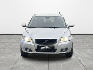 Volvo V50 D2 Momentum Euro 5 | SKINN | 1 BRUKARE