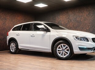 Volvo V60 Cross Country D3 Momentum | VoC | ACC | Värmare