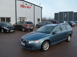 Volvo V70 2.5T Momentum 200 hk Nybesiktigad Drag Kamrem Bytt