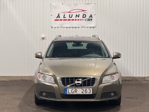 Volvo V70 D3 Geartronic Summum Euro5 / Kamrembytt / Nyservad