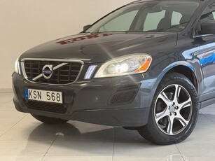 Volvo XC60 D5 AWD Geartronic Summum PDC Drag Värmare 1-Ägare