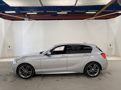 BMW 118 150hk M Sport Shadowline P-sensorer Keyless