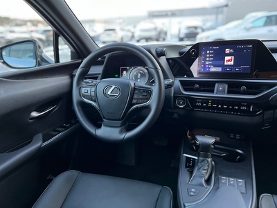 Lexus UX 250h F-Sport Design Navi Euro 6