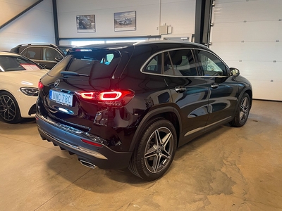 Mercedes-Benz GLA 200 AMG Premium/Wscreen/Panelljus/K.less/1