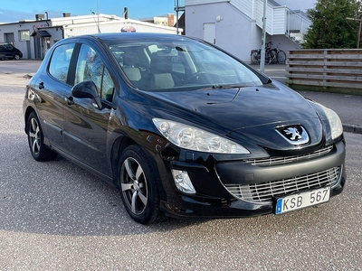 Peugeot 308 5-dörrar 1.6 HDi FAP/ Ny Besiktigad