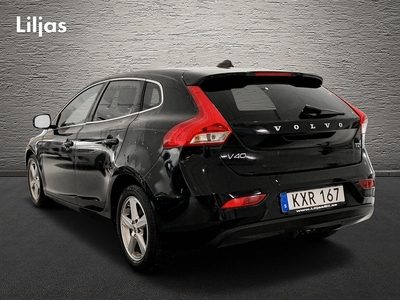 Volvo V40 T2 Your Momentum