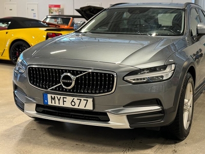 Volvo V90Cross Country D4 AWD AUT VOC DRAG INKL S&V HJUL 2017, Kombi