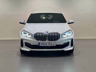 BMW 118 i M Sport Aut Nav ParkAssist Rattvärme Ton. rutor