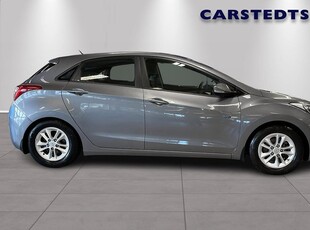 Hyundai i30 1,6 CDRi 110 hk 5d ( endast 2000mil)