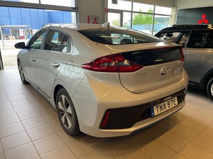 Hyundai IONIQ Plug-in 1.6 + 8.9 kWh DCT Euro 6 Premium +