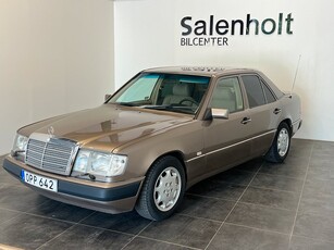 Mercedes-Benz E 300 4G-Tronic Svensksåld