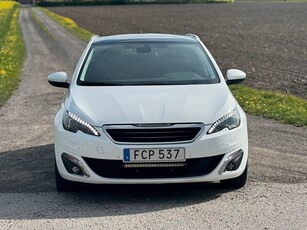 Peugeot 308 SW 1.2 e-THP Allure Euro 6 | PANORAMA | NAVI