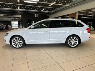 Skoda Octavia Kombi 2.0 TDI I P-Värmare I Drag