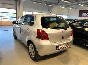 Toyota Yaris 1.0 VVT-i Låga mil Låg års Bes tom 25-05-31 SoV