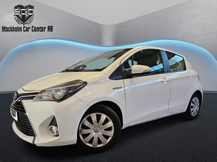 Toyota Yaris Hybrid e-CVT, Ny besiktad, 6 MÅNADER GARANTI