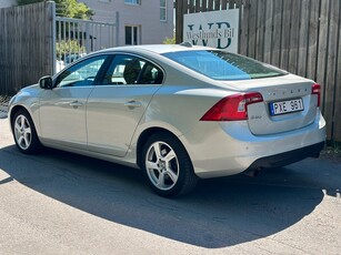 Volvo S60 T3 Momentum Euro 5 | Fullserv | 1-Ägare | Nybes