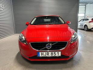 Volvo V40 T2 122hk Kinetic Värmare BT Euro 6