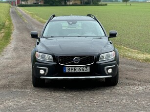 Volvo XC70 D5 AWD AUTOMAT | TAKLUCKA | SKINN | NAVI | NYBES