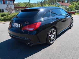 Mercedes-Benz CLA 220 d 4MATIC Shooting Brake 7G AMG Sport