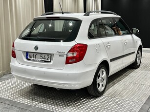 Skoda Fabia Kombi 1.2 TSI 86hk Farthållare Fullservad Topp