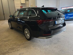 Skoda Octavia Scout 2.0 TDI 4x4 200hk Drag / Dieselvärmare