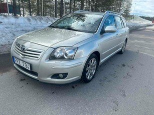 Toyota Avensis Kombi 2.0 D-4 VVT-i Euro 4