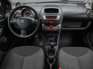 Toyota Aygo 5-dörrar 1.0 VVT-i Plus 68hk Euro 5 AC AUX