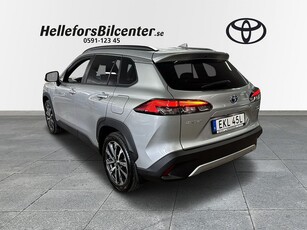 Toyota Corolla Cross Hybrid AWD-i Style med Pluspaket