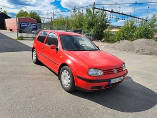 Volkswagen Golf 3-dörrar 1.6 , NY besiktad