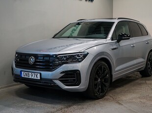 Volkswagen Touareg R V6 TSI E-hybrid 4M Drag Pano Luftfj GPS