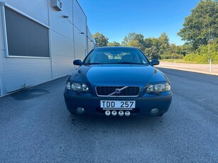 Volvo S60 2.4 Business, Nybesiktigad