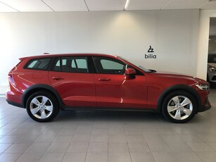 Volvo V60 Cross Country B4 AWD D Adv NaviP Edt