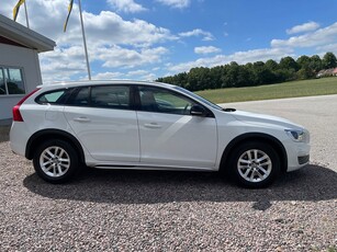 Volvo V60 Cross Country D3 Momentum Euro 6 / En ägare