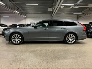 Volvo V90 D4 AWD Momentum Advanced Edition VOC