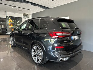 BMW X5 M50d 7-sits Värmare Drag Panorama Harman Kardon